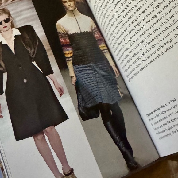 Little Book of Prada by Laia Farran Graves - Picture 6 of 7